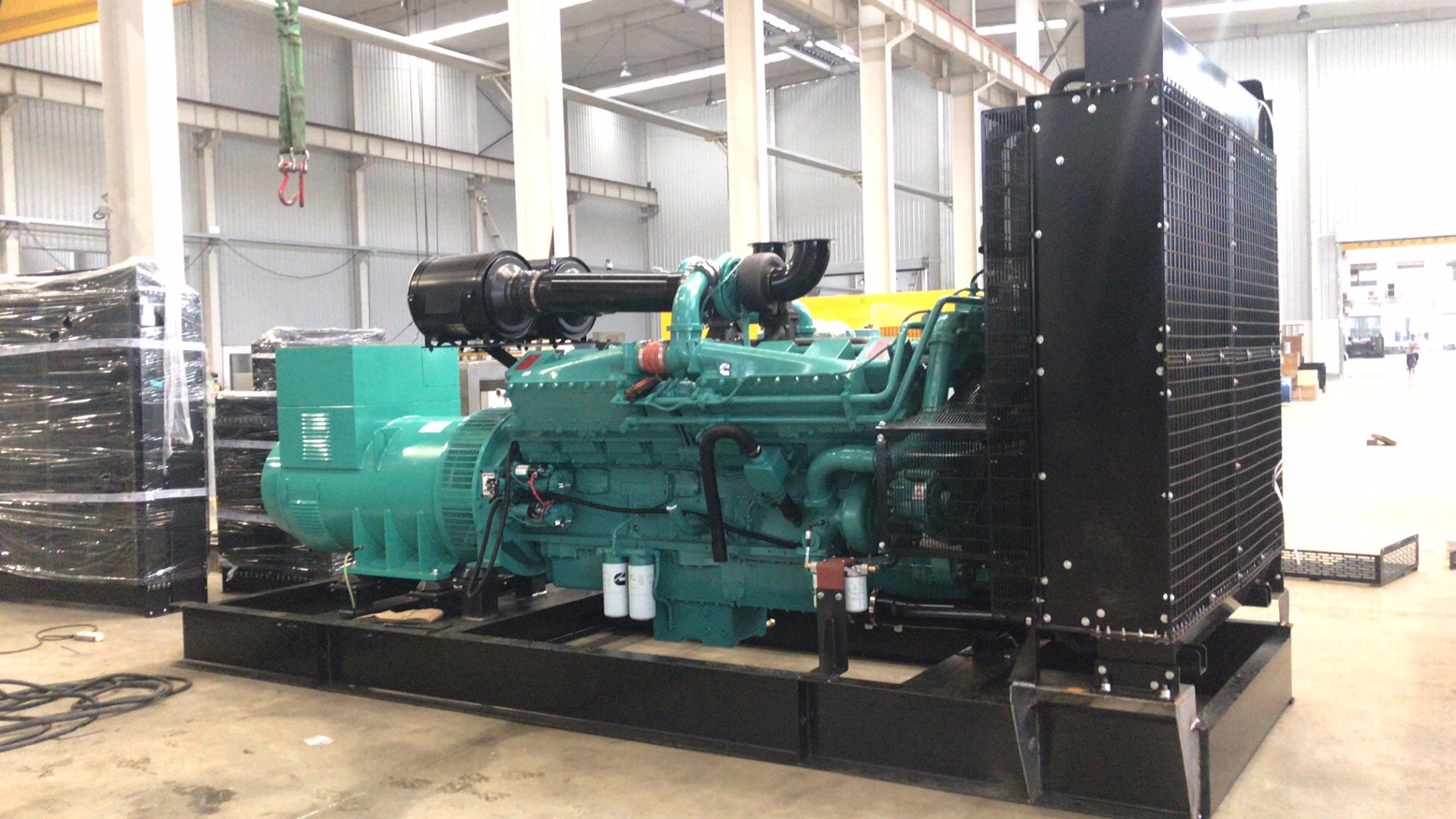 C1000kw柴油發(fā)電機(jī)組展示