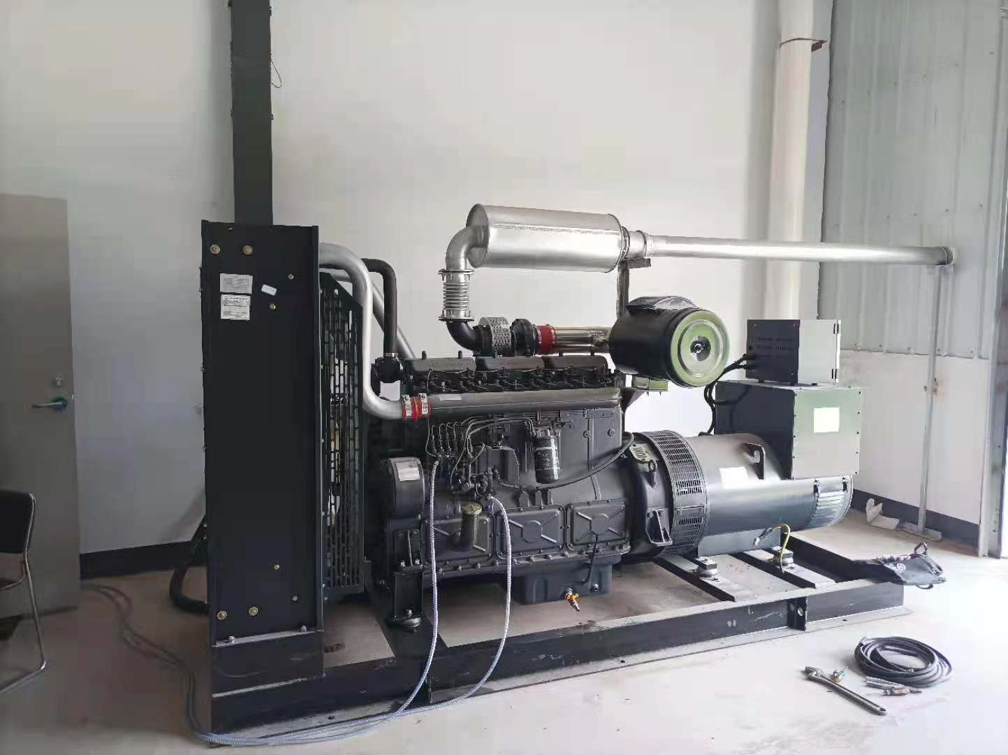 吉林汽車廠，300KW機組調試成功！